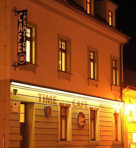 ゲストハウス Time Cafe & Příbram